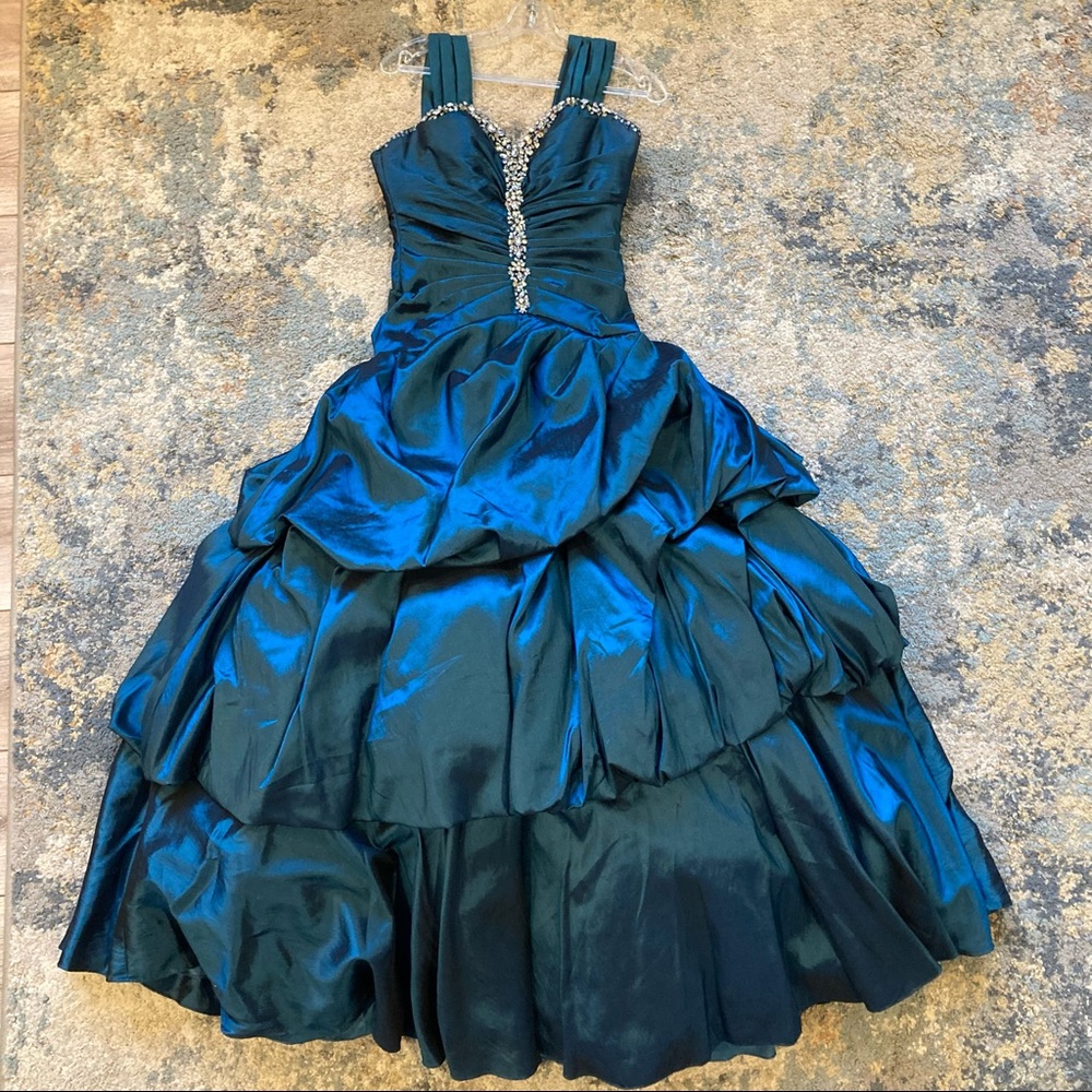Mori Lee teal/emerald prom dress, Size 6.